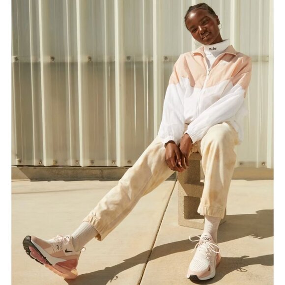 Nike Women's AirMax 270 Sneaker Pink Pearl Size US 8 GREAT CONDITION $170 [jb] - Picture 3 of 16